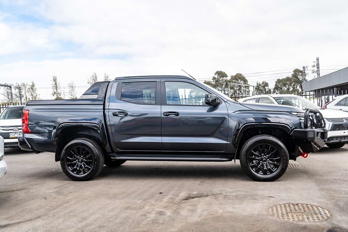 2025 Mitsubishi Triton GSR MV 4X4