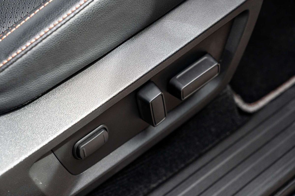 2025 Mitsubishi Triton GSR MV 4X4