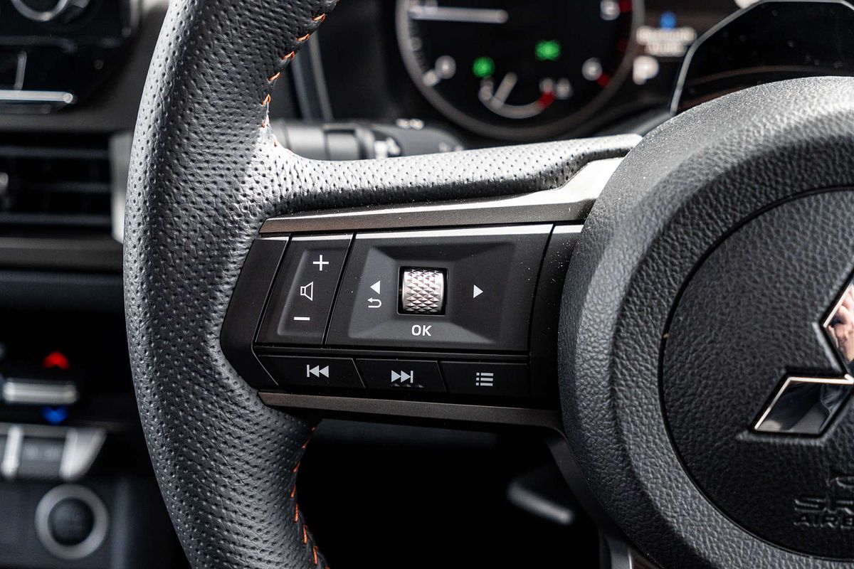 2025 Mitsubishi Triton GSR MV 4X4