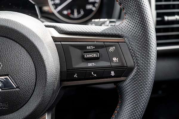 2025 Mitsubishi Triton GSR MV 4X4