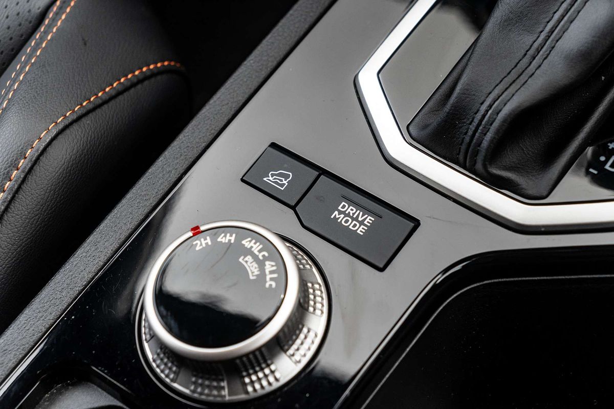 2025 Mitsubishi Triton GSR MV 4X4