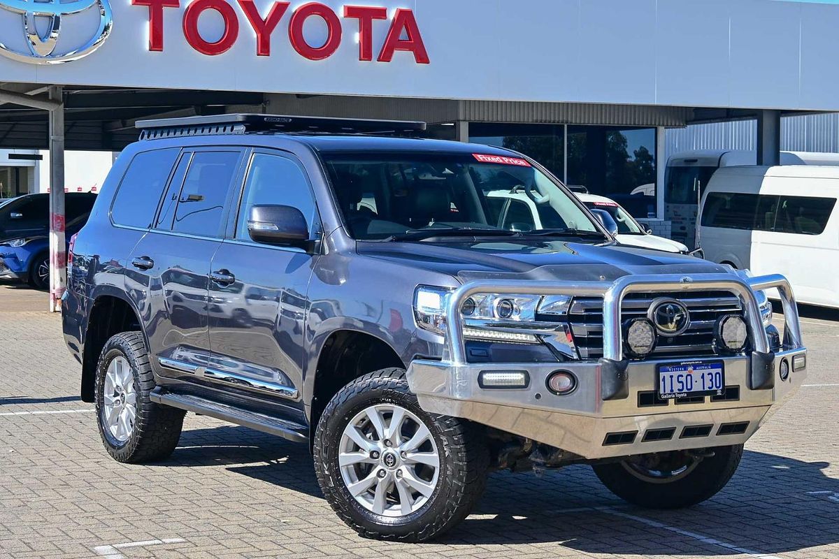 2019 Toyota Landcruiser Sahara VDJ200R