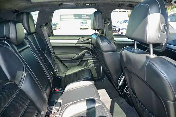 2011 Porsche Cayenne Turbo 92A