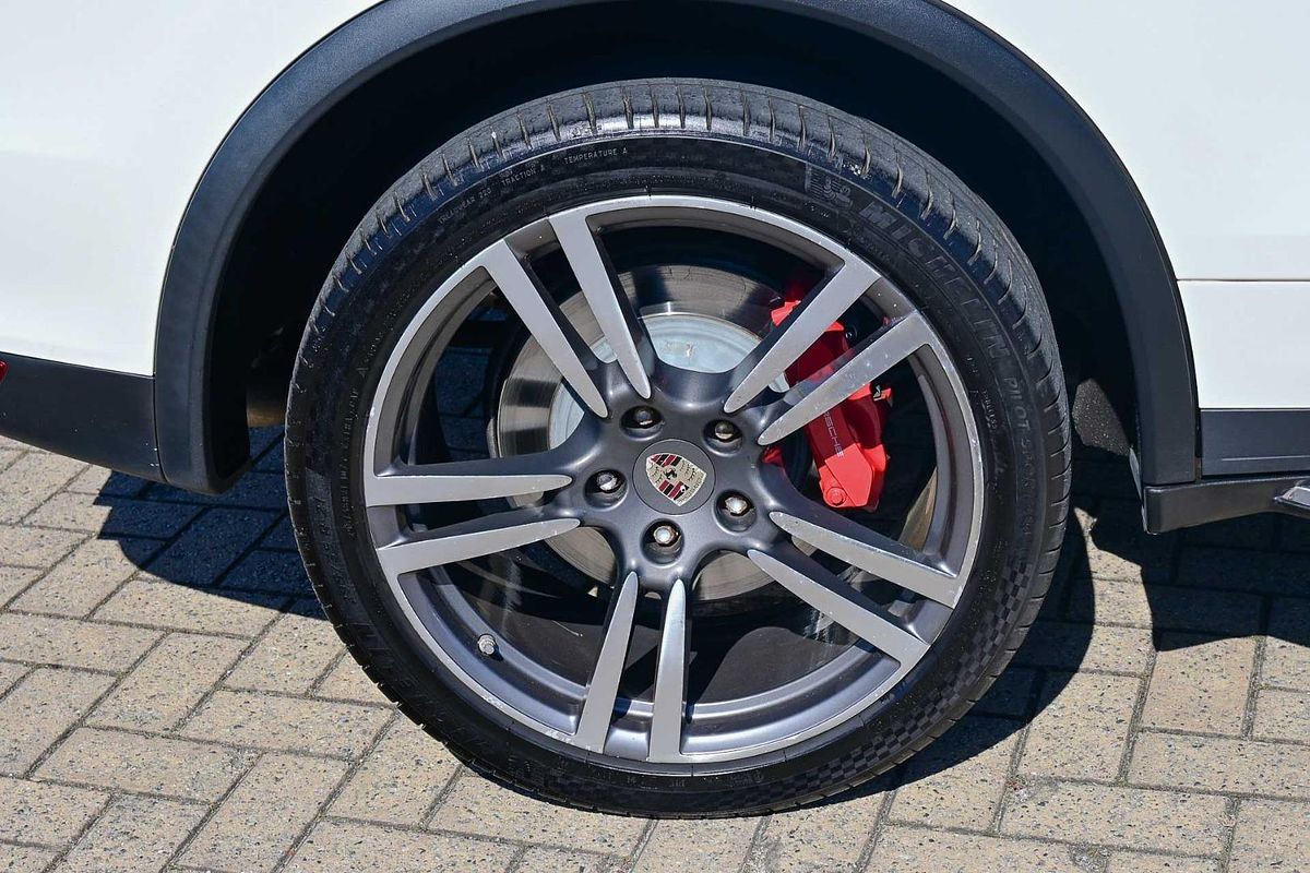 2011 Porsche Cayenne Turbo 92A