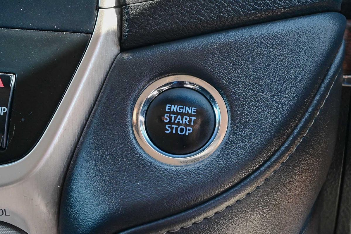 2019 Toyota Landcruiser Sahara VDJ200R