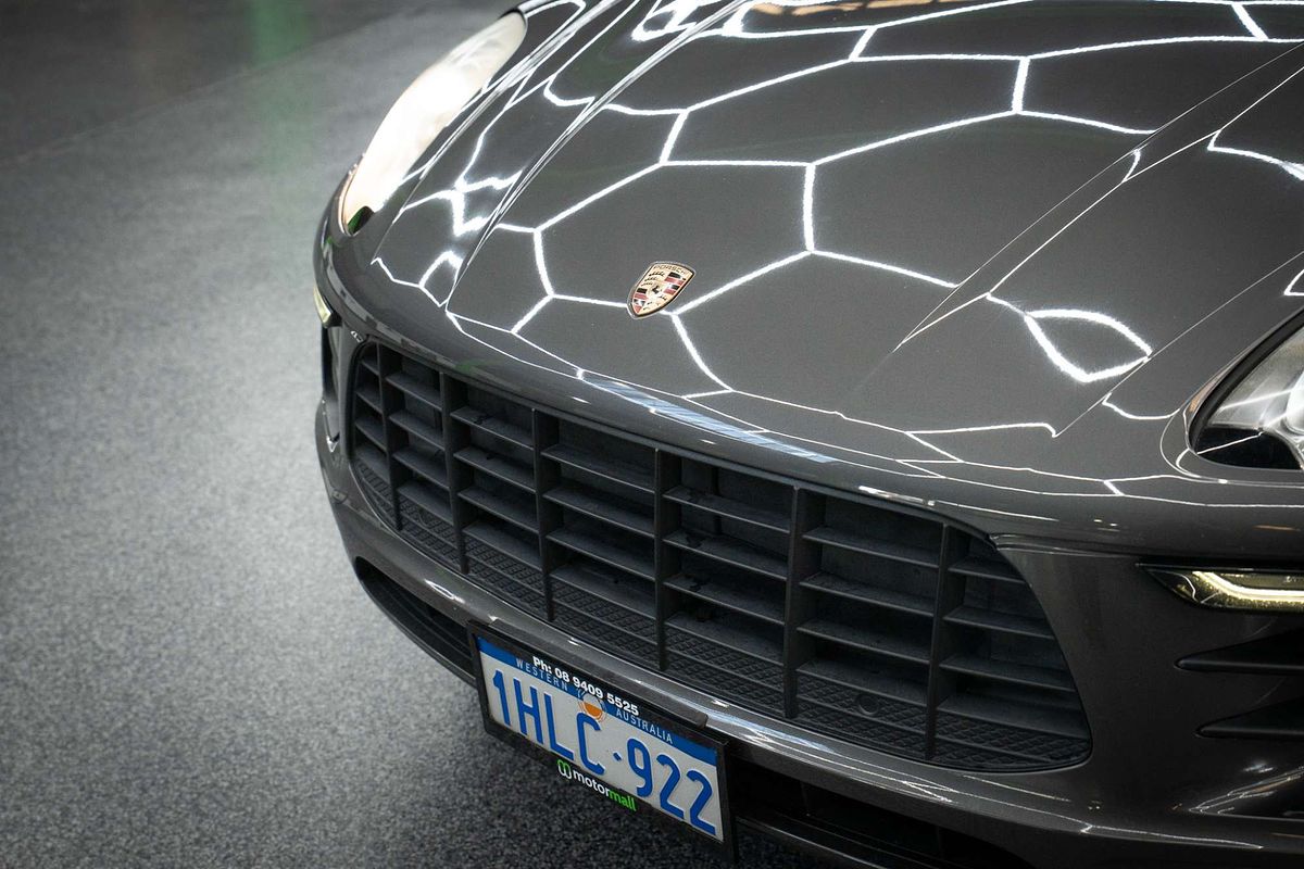 2014 Porsche Macan S 95B