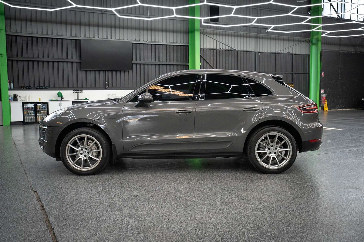 2014 Porsche Macan S 95B