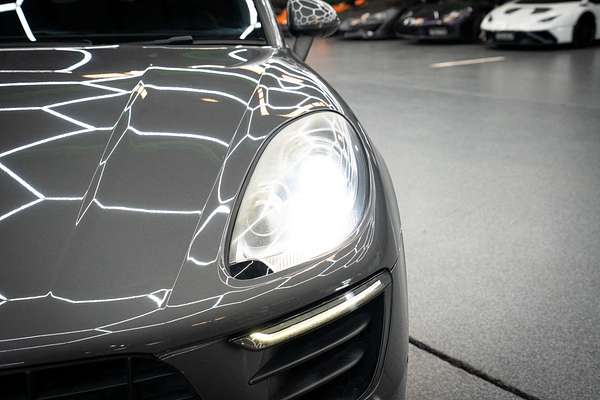 2014 Porsche Macan S 95B