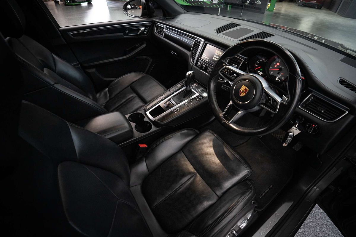 2014 Porsche Macan S 95B