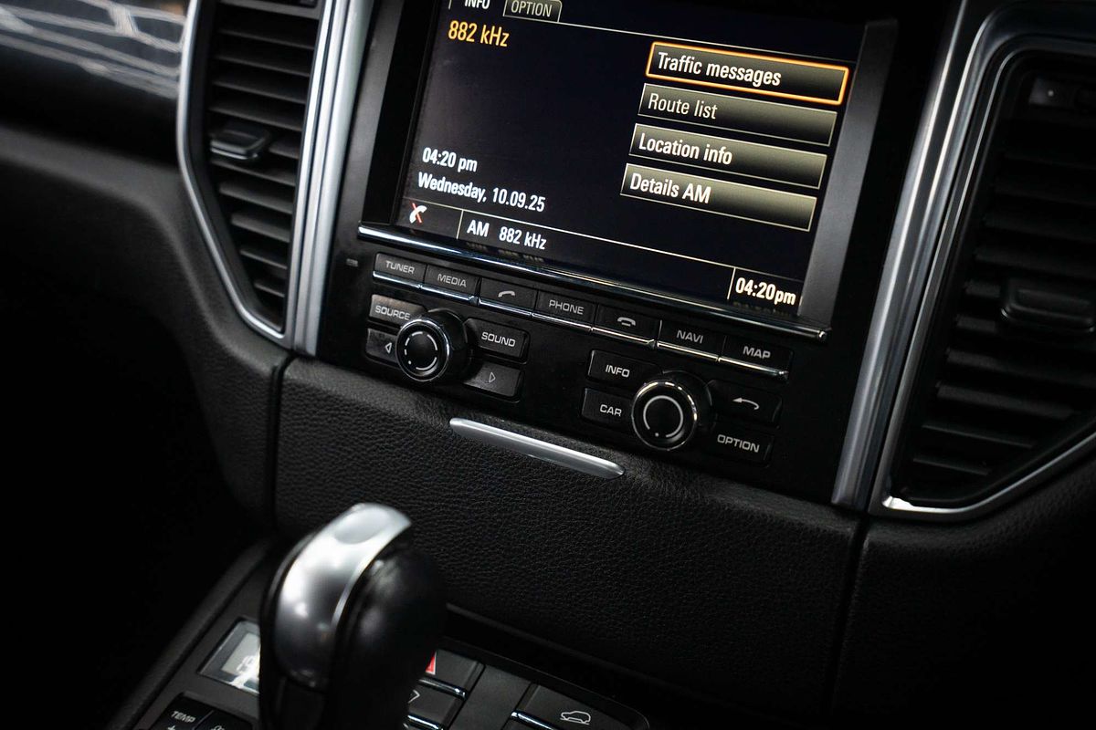 2014 Porsche Macan S 95B