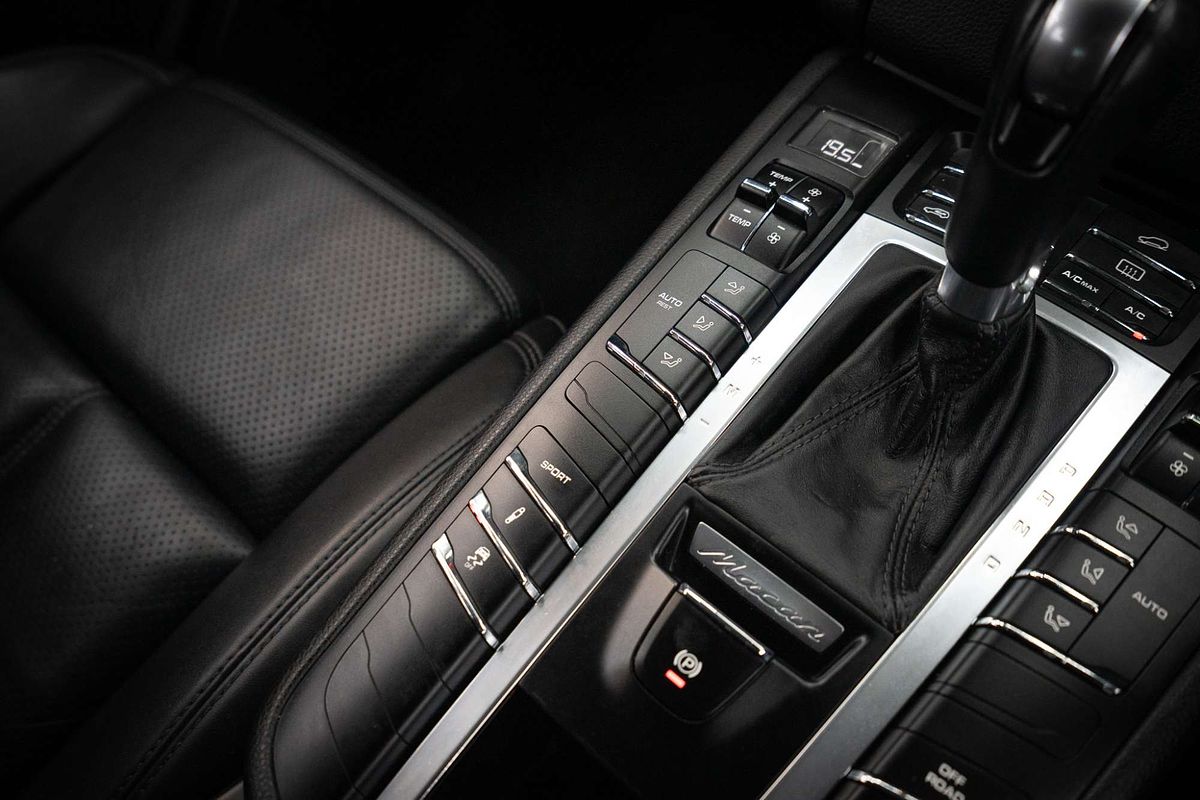2014 Porsche Macan S 95B