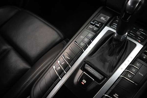 2014 Porsche Macan S 95B