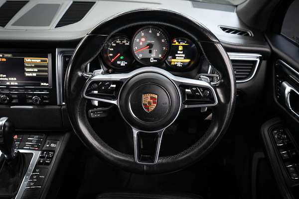 2014 Porsche Macan S 95B