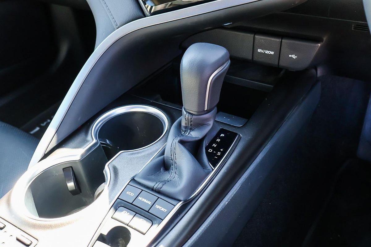 2021 Toyota Camry SL AXVH70R
