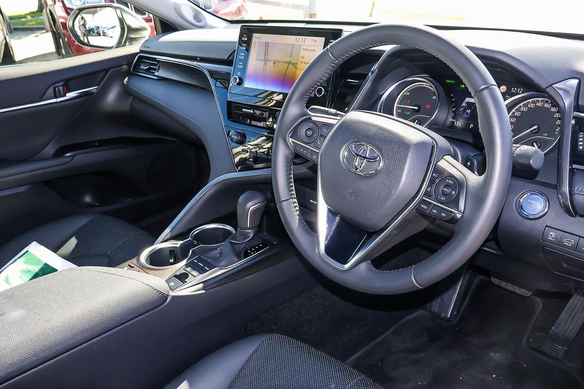 2021 Toyota Camry SL AXVH70R