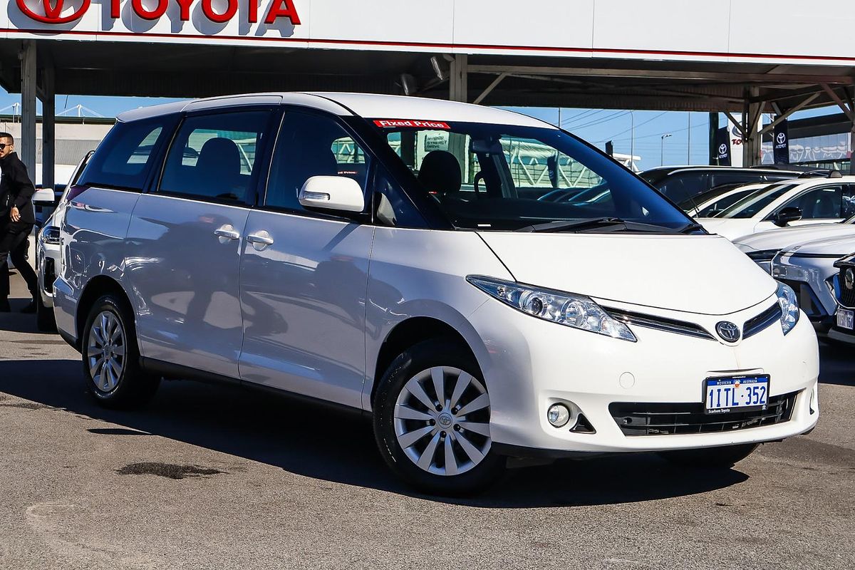 2017 Toyota Tarago GLi ACR50R