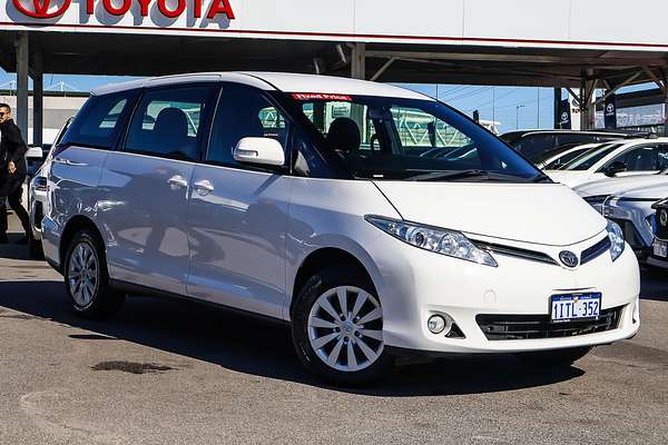 2017 Toyota Tarago GLi ACR50R