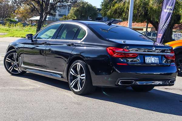 2017 BMW 7 Series 740i G11