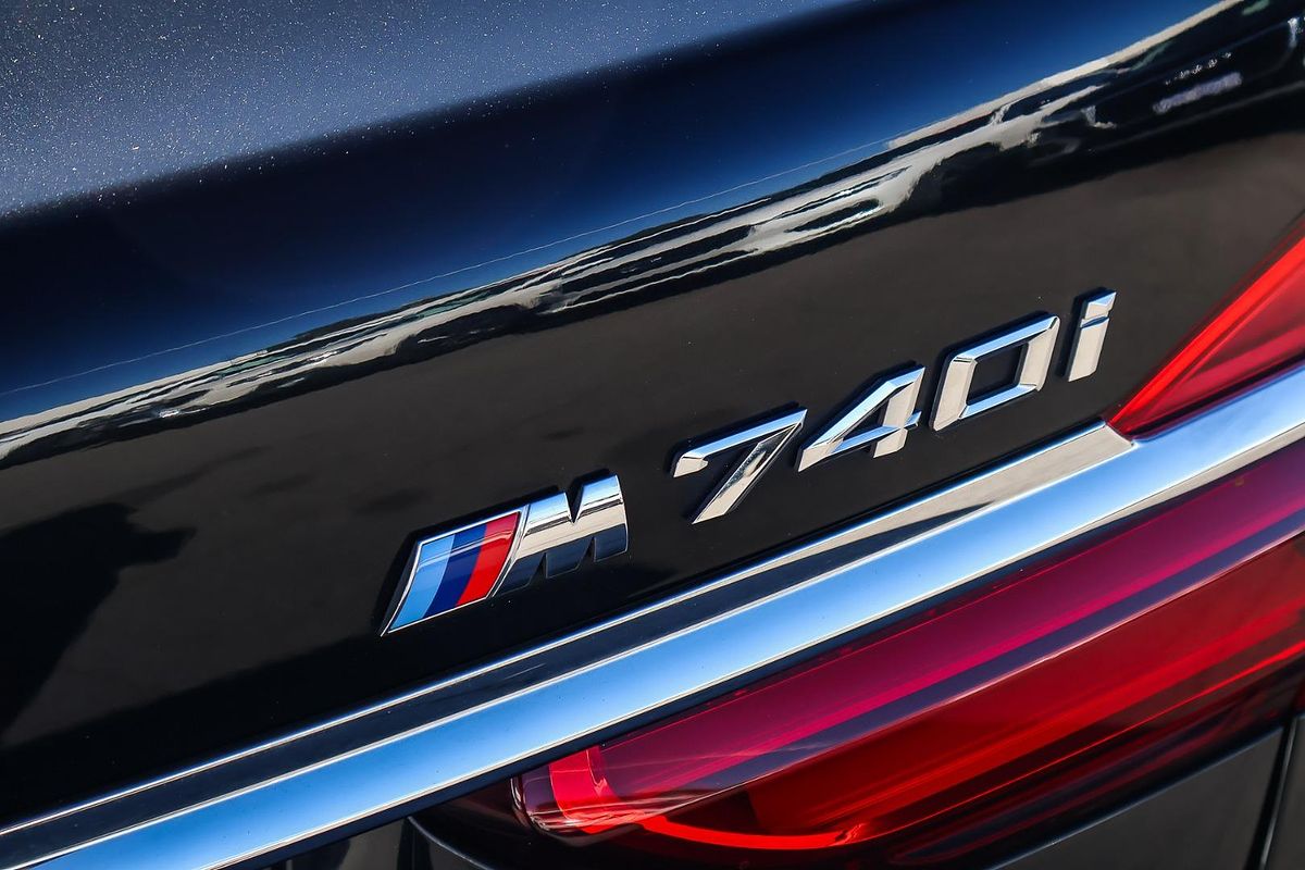 2017 BMW 7 Series 740i G11