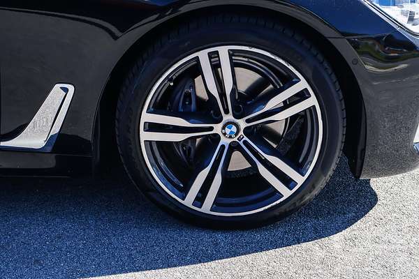 2017 BMW 7 Series 740i G11