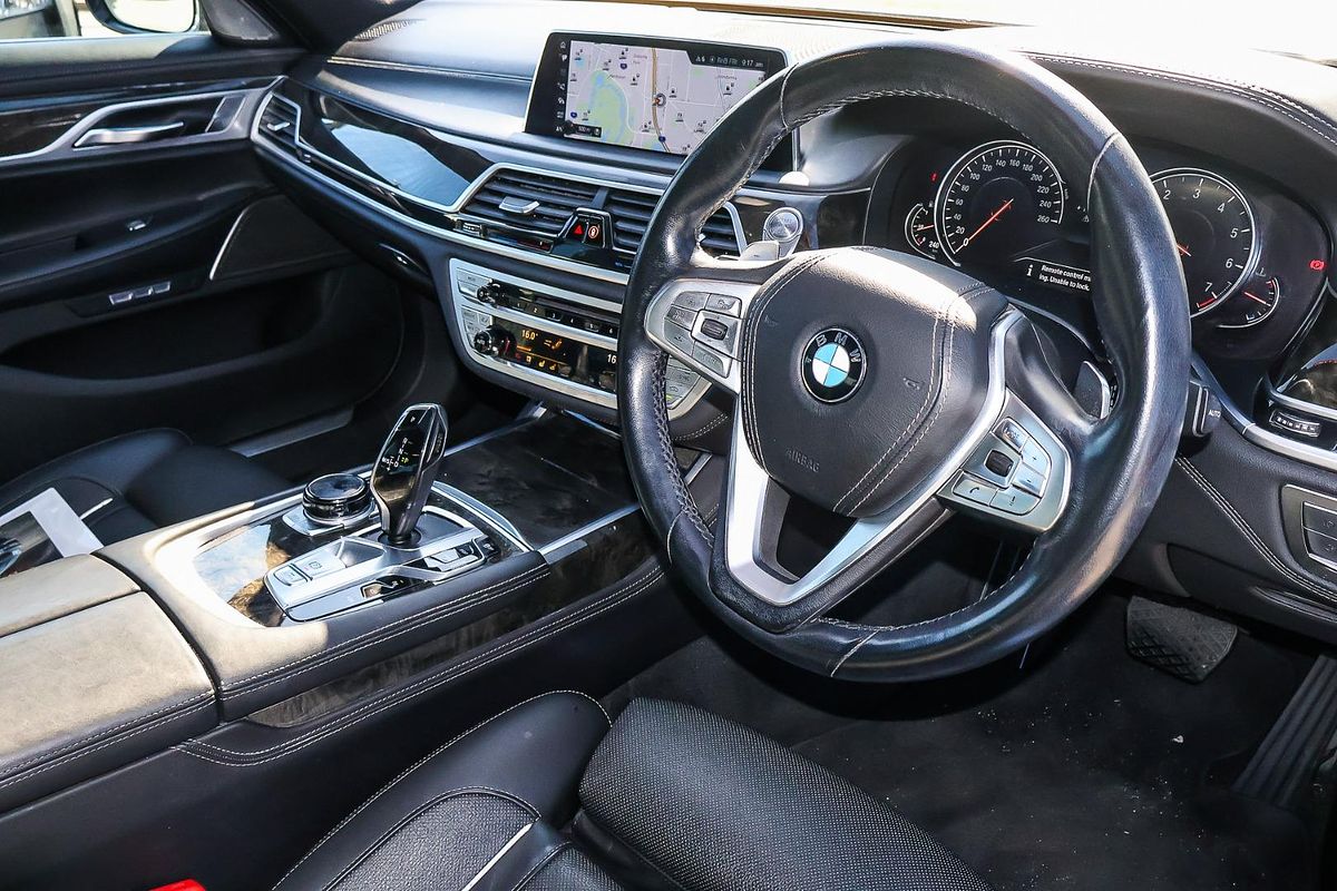 2017 BMW 7 Series 740i G11