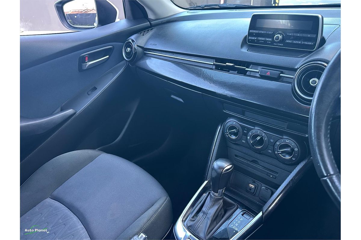 2015 Mazda 2 Maxx DJ Series