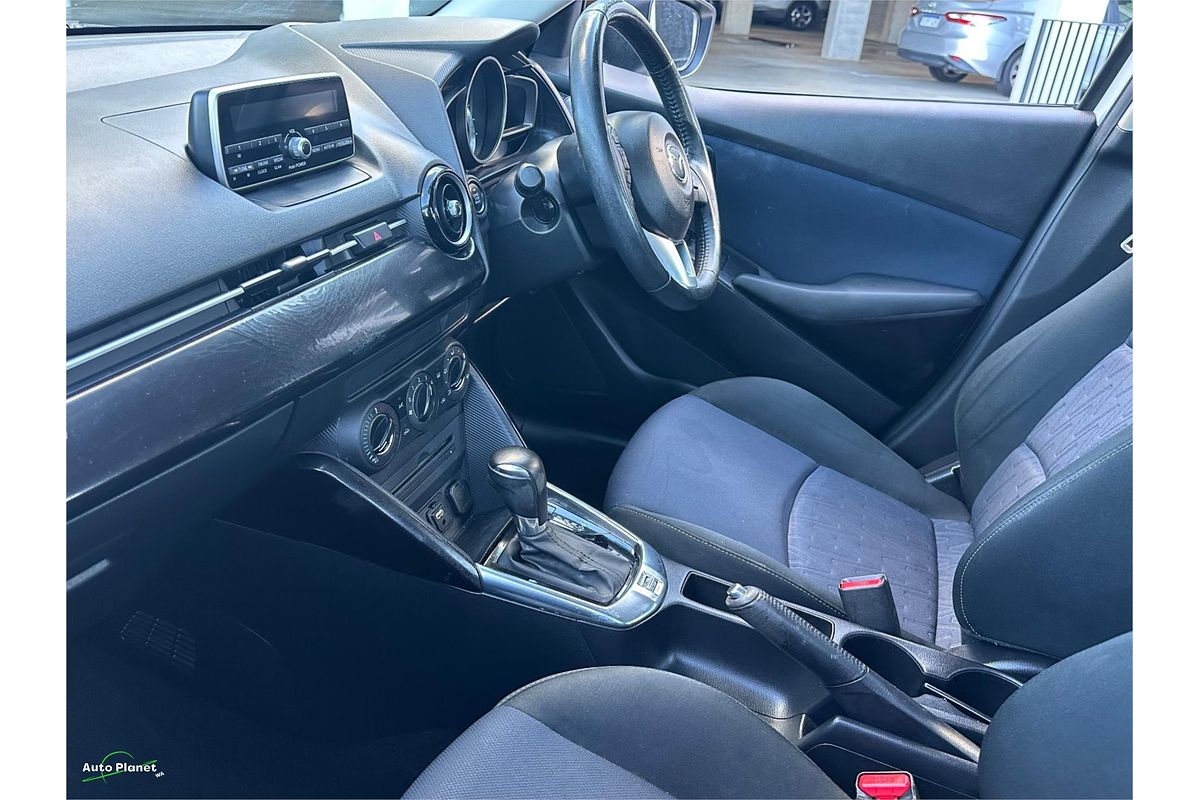 2015 Mazda 2 Maxx DJ Series