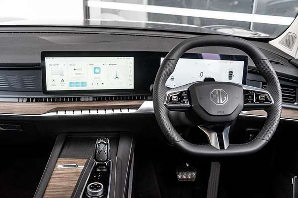 2025 MG QS Excite IS31