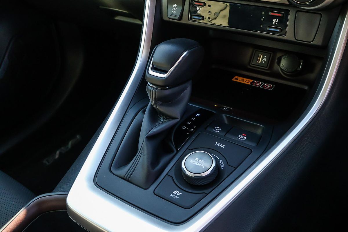 2024 Toyota RAV4 Cruiser AXAH54R