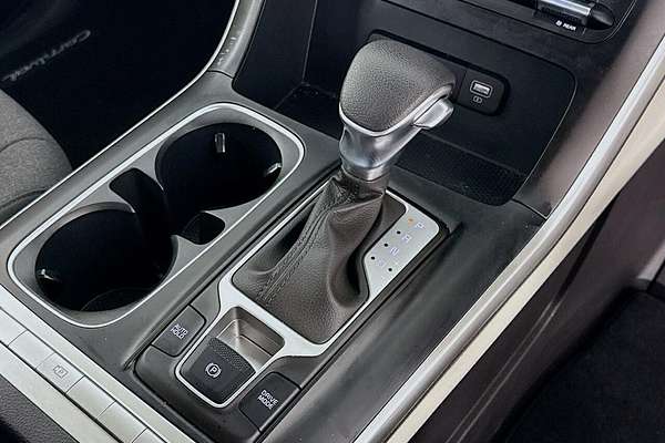 2023 Kia Carnival S KA4