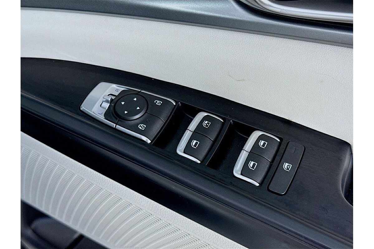 2023 Kia Carnival S KA4