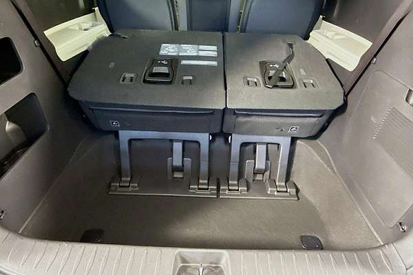 2023 Kia Carnival S KA4