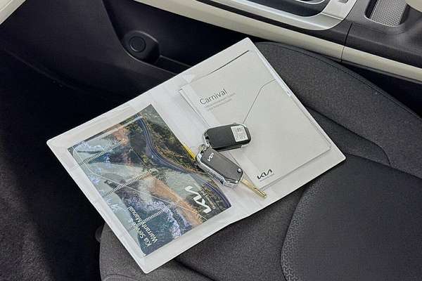 2023 Kia Carnival S KA4