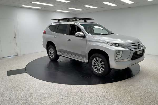 2020 Mitsubishi Pajero Sport GLX QF