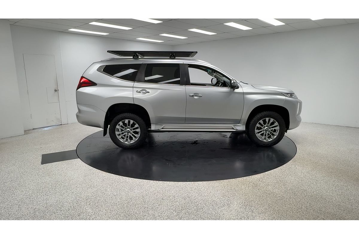 2020 Mitsubishi Pajero Sport GLX QF