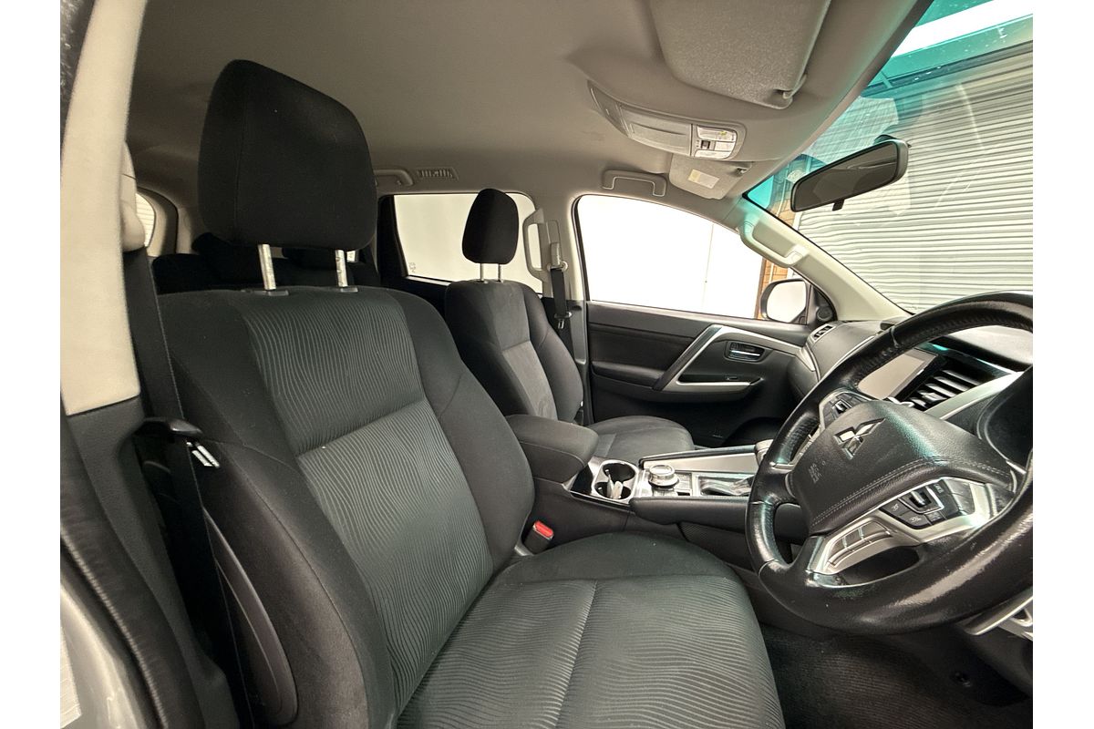 2020 Mitsubishi Pajero Sport GLX QF