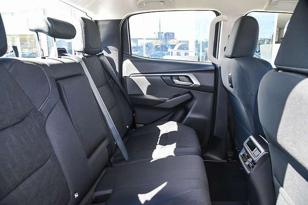 2025 Isuzu D-MAX LS-M 4X4