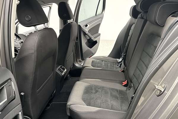 2015 Volkswagen Golf 103TSI Highline 7