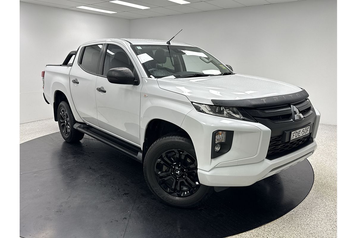 2023 Mitsubishi Triton GLX-R MR 4X4