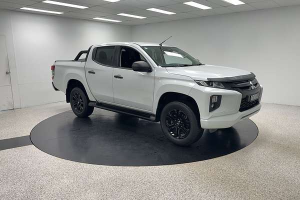 2023 Mitsubishi Triton GLX-R MR 4X4