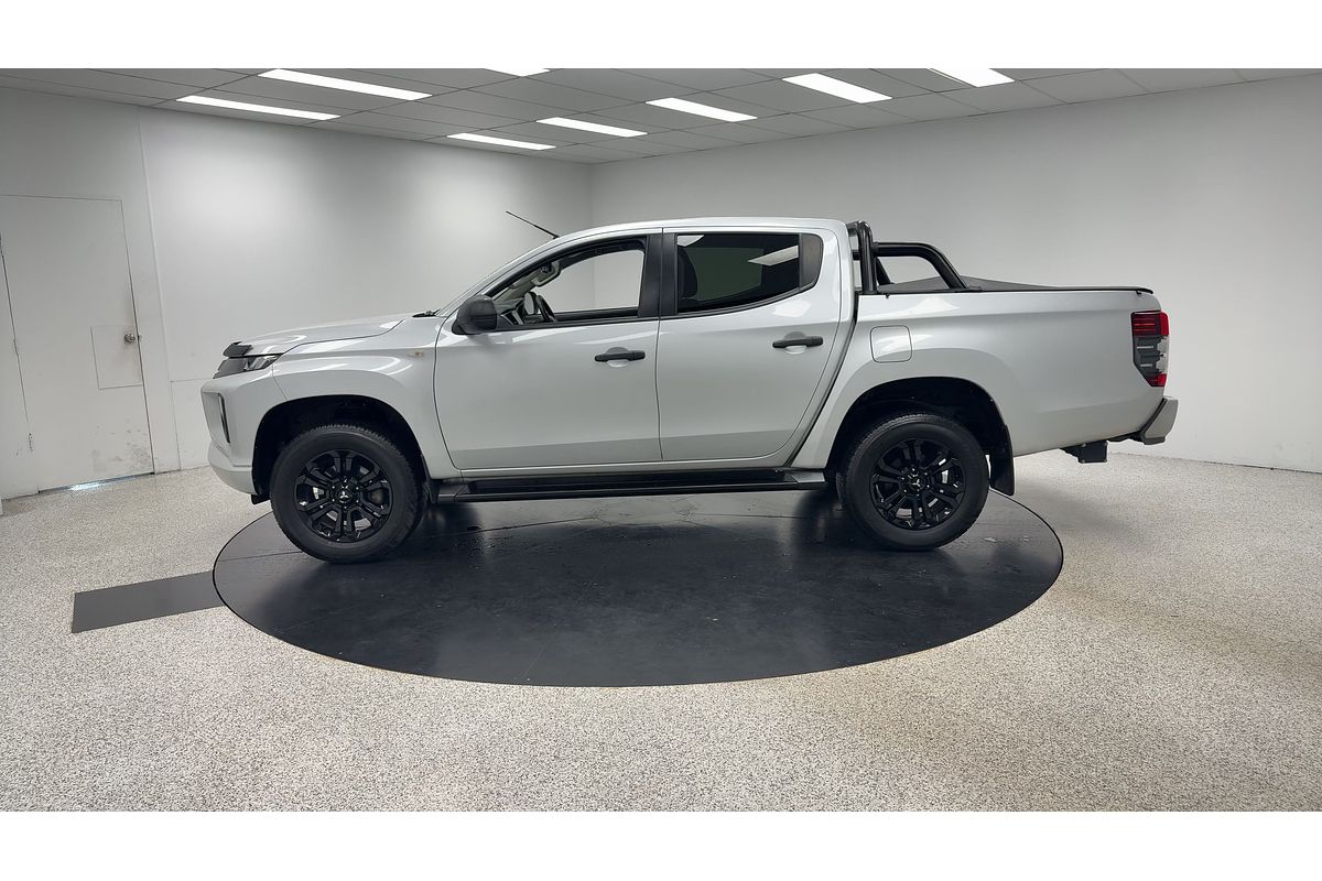2023 Mitsubishi Triton GLX-R MR 4X4
