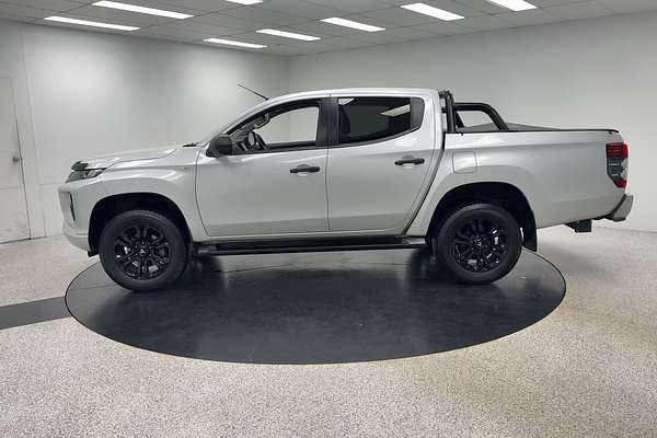 2023 Mitsubishi Triton GLX-R MR 4X4