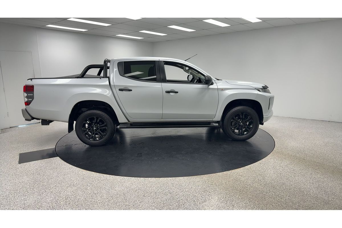 2023 Mitsubishi Triton GLX-R MR 4X4