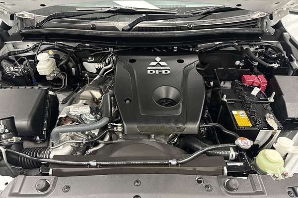 2023 Mitsubishi Triton GLX-R MR 4X4