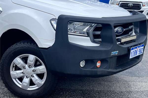 2021 Ford Everest Ambiente UA II 3.2L