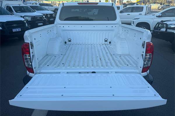 2021 Nissan Navara SL D23 Rear Wheel Drive