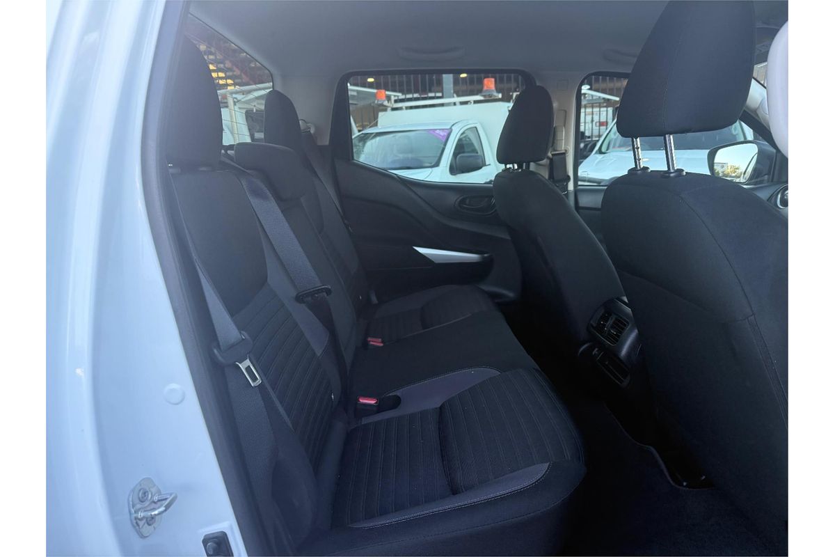 2021 Nissan Navara SL D23 Rear Wheel Drive
