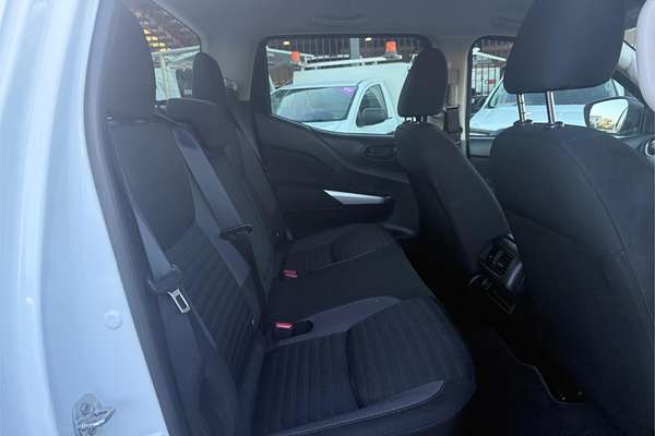 2021 Nissan Navara SL D23 Rear Wheel Drive