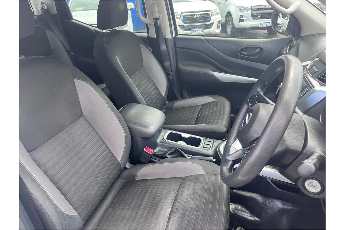 2021 Nissan Navara SL D23 Rear Wheel Drive