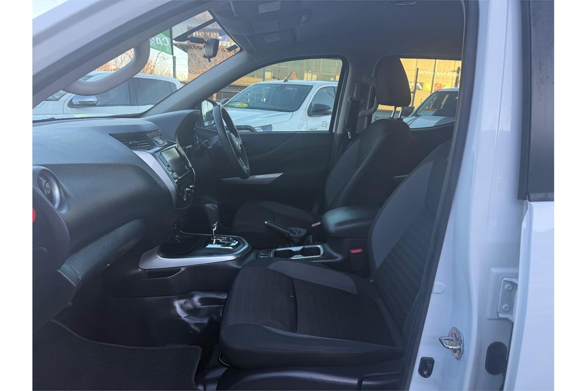2021 Nissan Navara SL D23 Rear Wheel Drive